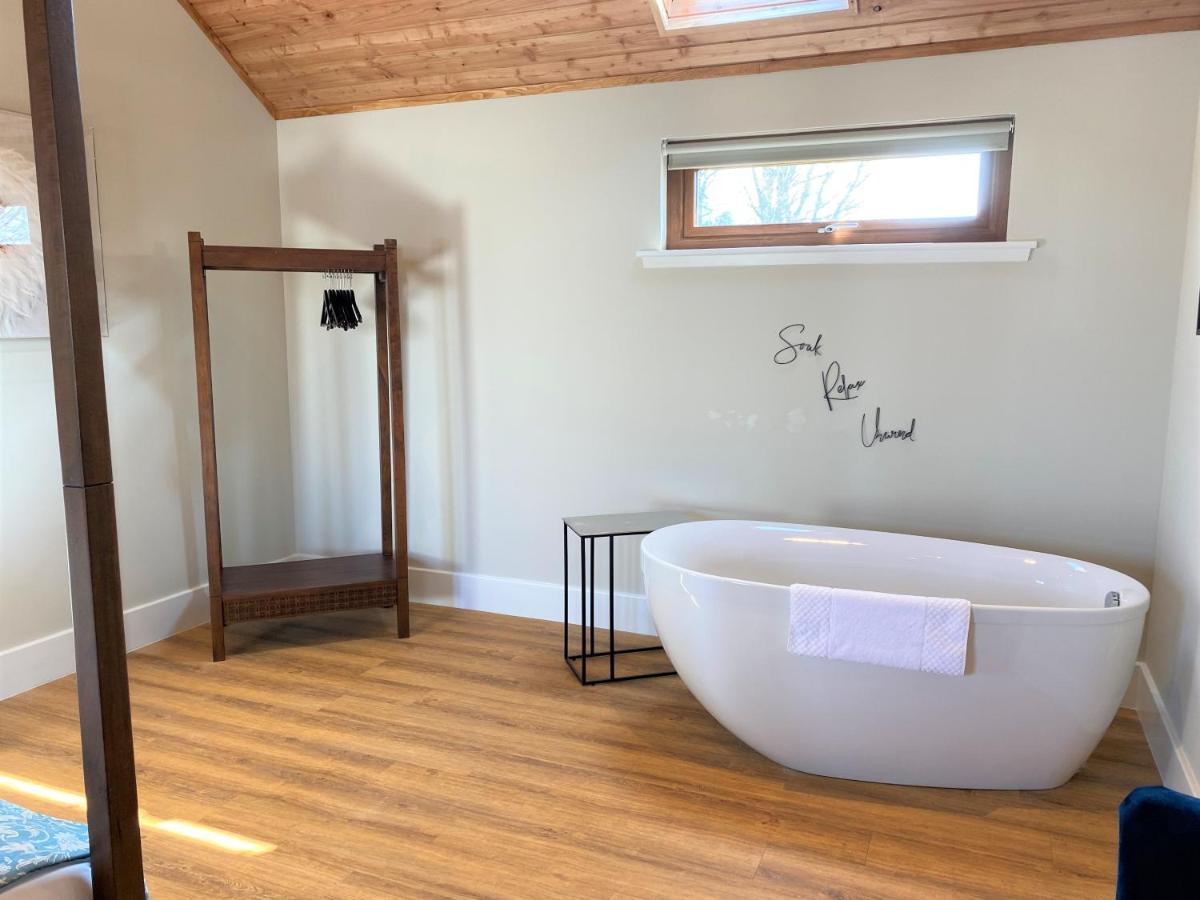 Pheasant Lodge With Hot Tub Forgandenny Eksteriør billede